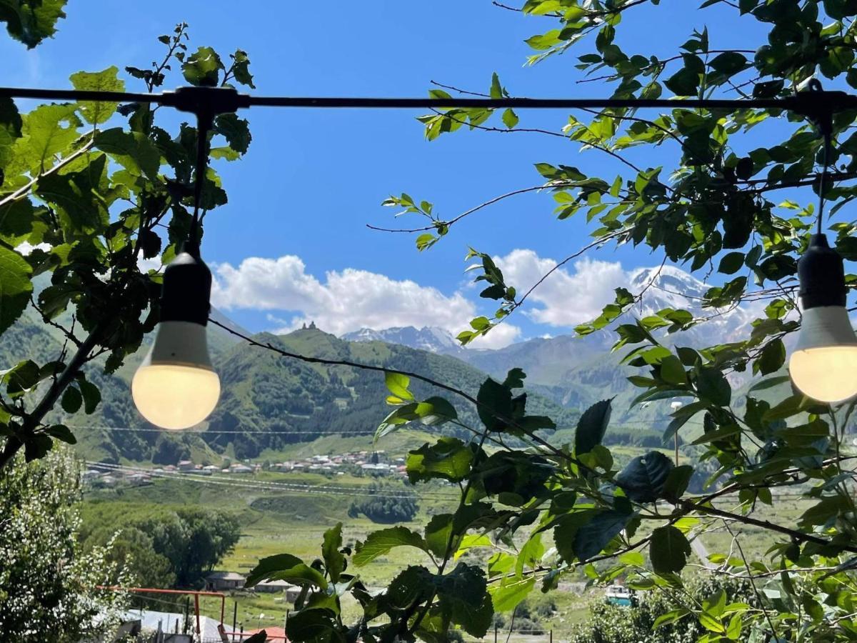 Hotel Axien Kazbegi Exterior foto
